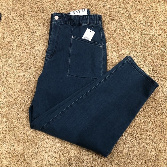 FRAYED JEANS/ NWT/ Frayed Denim
Barrel Straight-Leg Jeans / Dark Blue/size 10/30 - Picture 3 of 16